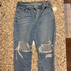 American Eagle Outfitters Light Blue Ripped Boyfriend Jeans